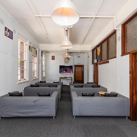 The Old Swan Barracks Hostel Perth Exterior photo